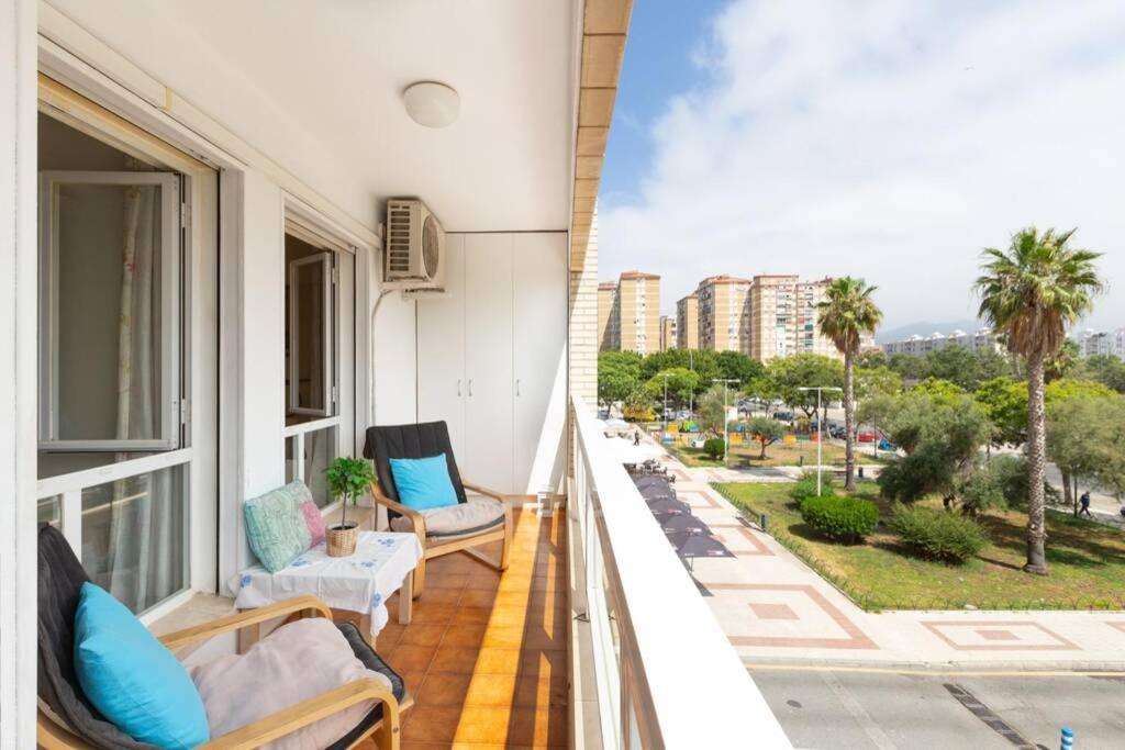Playa Huelin Apartamento Leilighet Málaga Eksteriør bilde